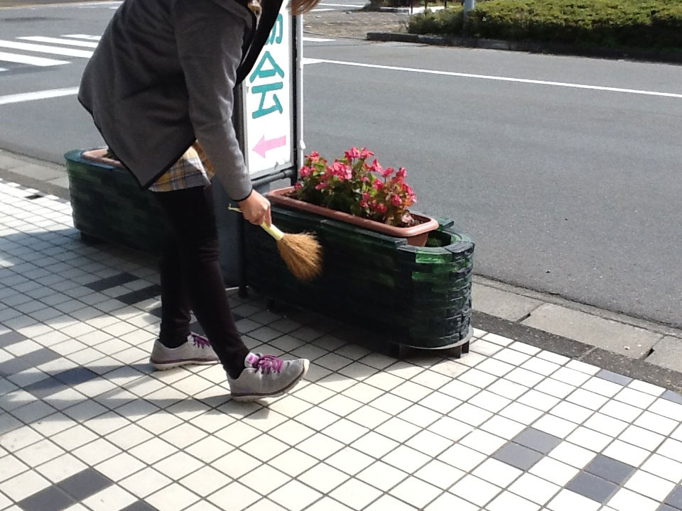 愛着が湧く「手作りほうき」。6