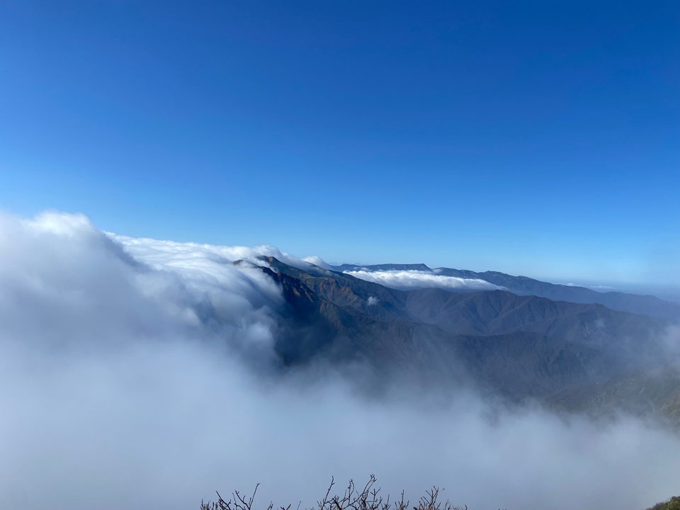 谷川岳top